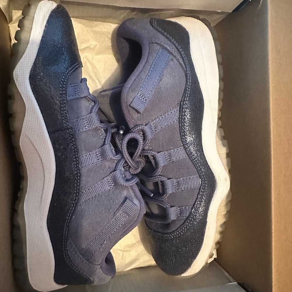 Blue moon jordan 11s